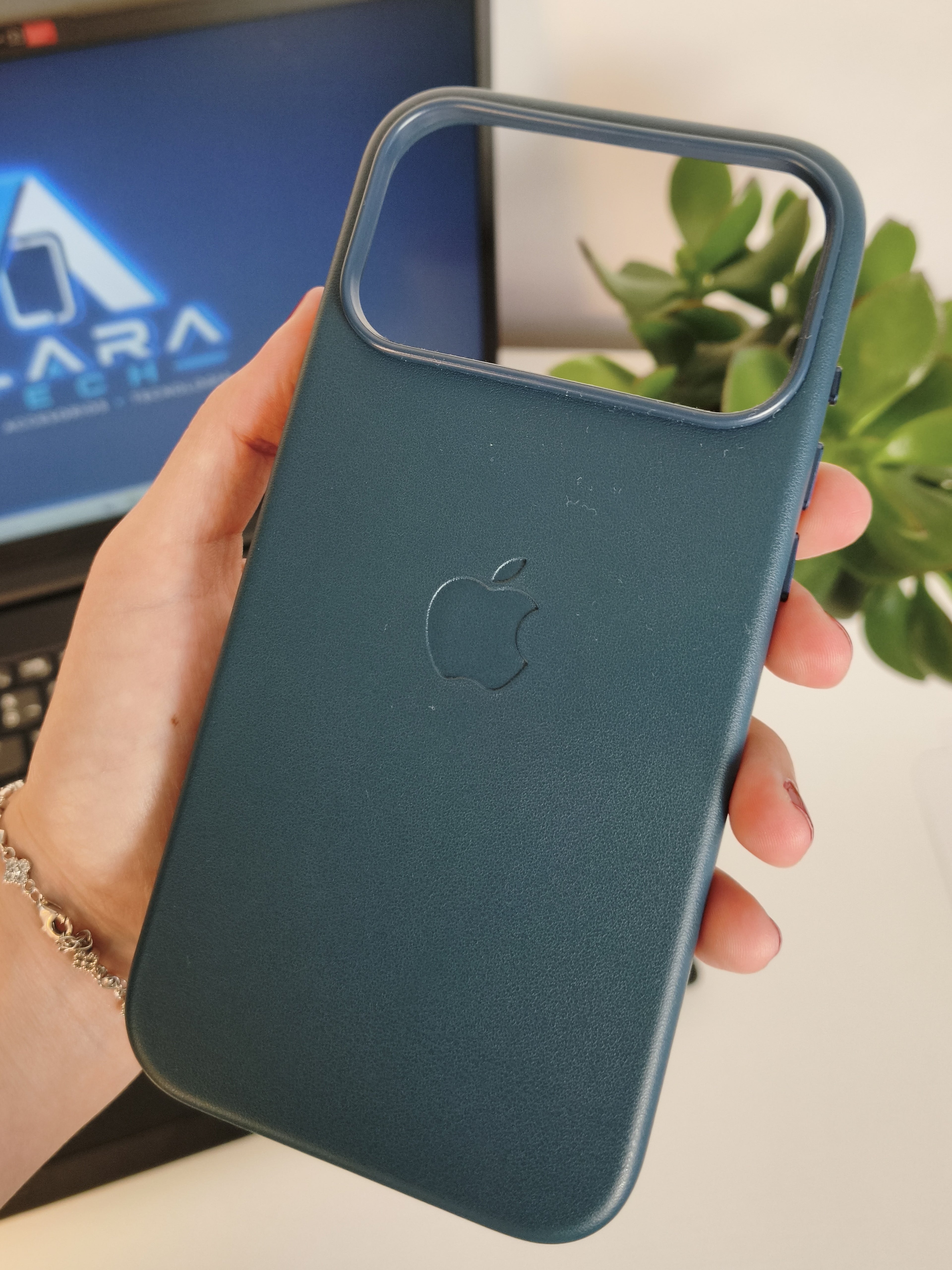 Funda de Cuero para iPhone 17 Pro / 17 Pro Max — Cuero Genuino