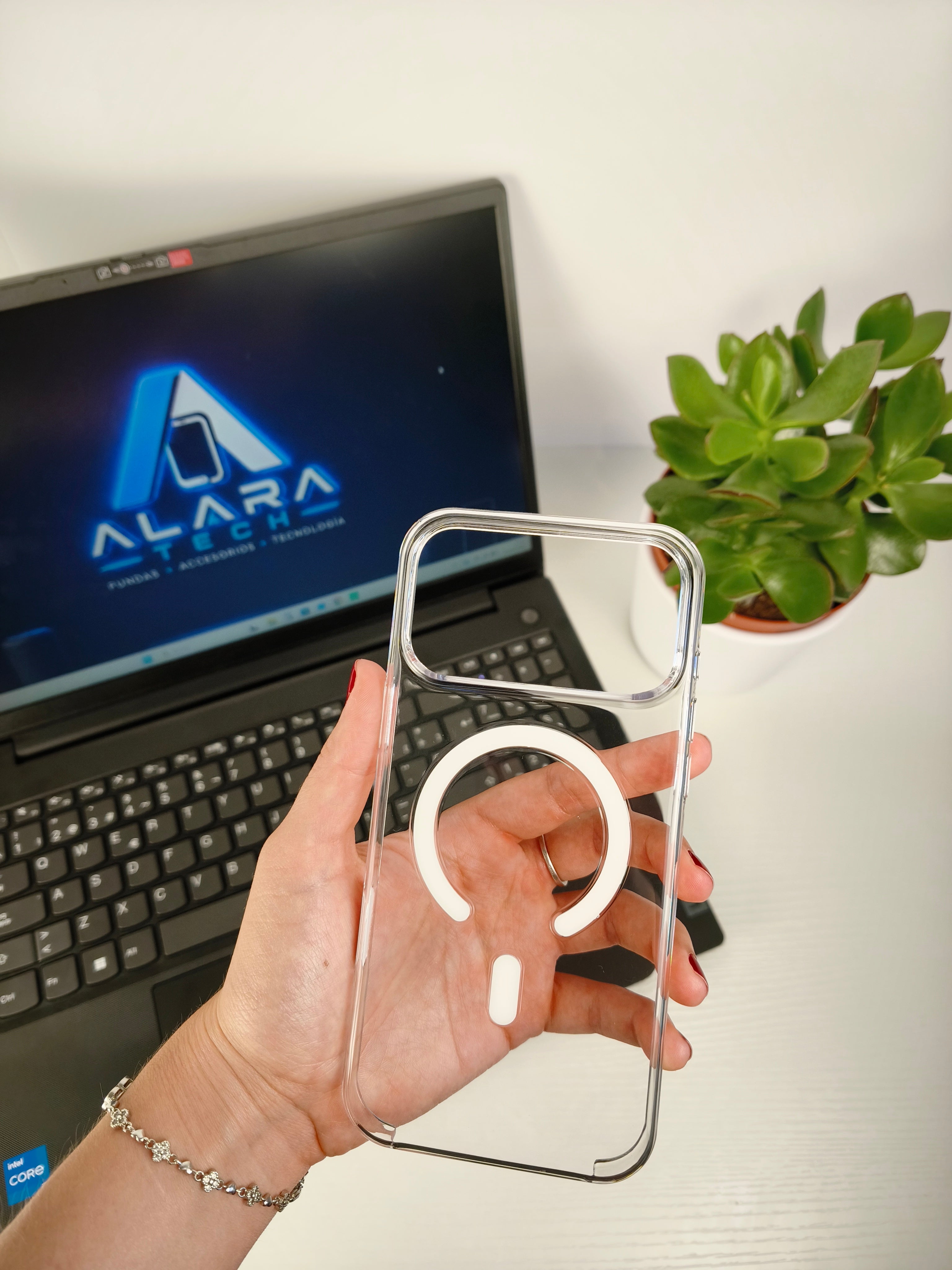 Funda Transparente MagSafe