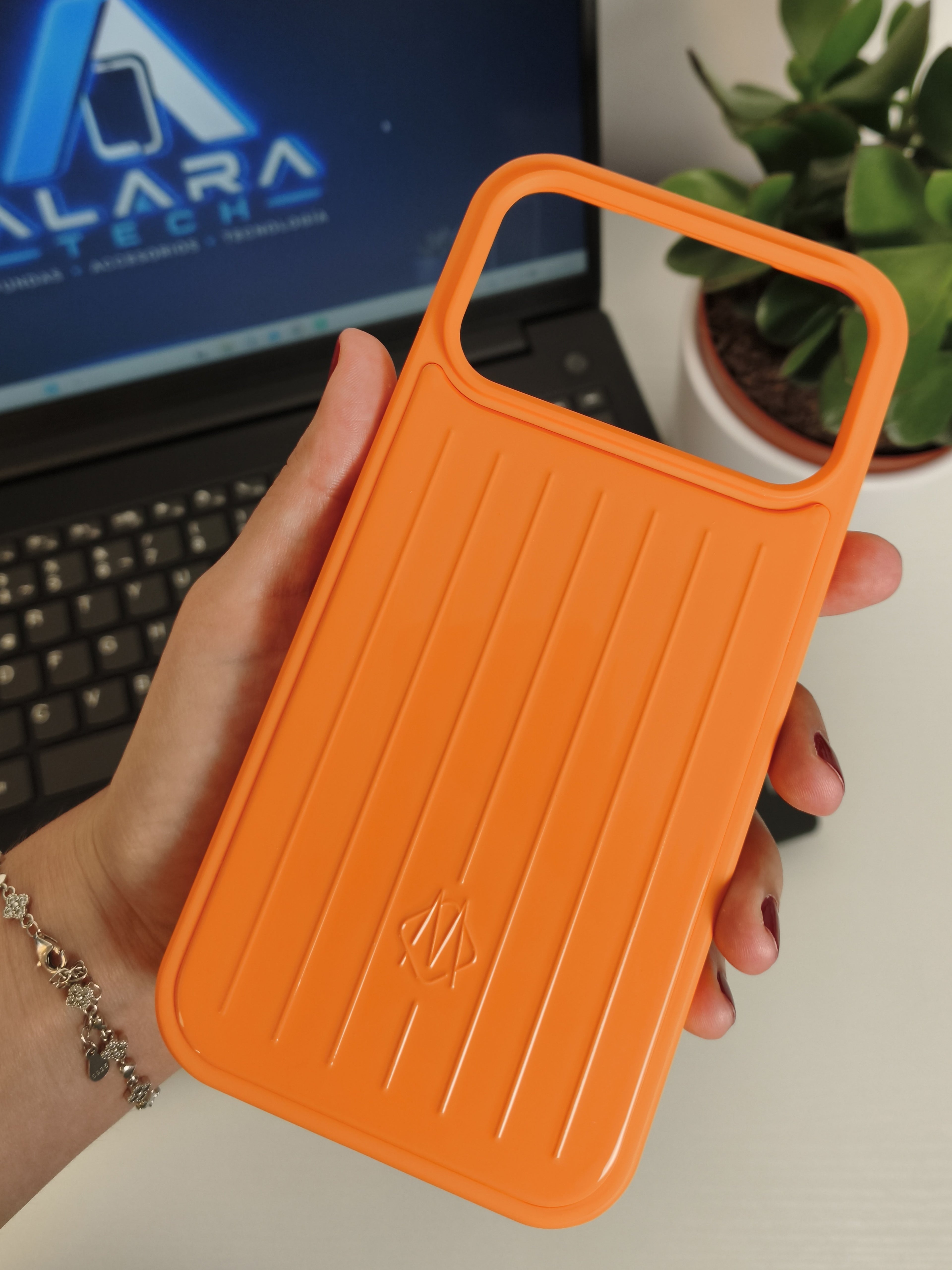 Funda Rimowa para iPhone 17 Pro / 17 Pro Max — Diseño Premium